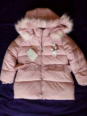 Куртка зимняя (пуховик) для девочки 4-5 лет.